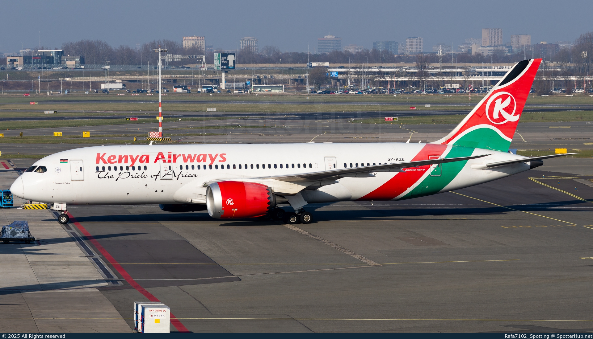 Photo of 5Y-KZE - Boeing 787-8 Dreamliner operated by Kenya Airways