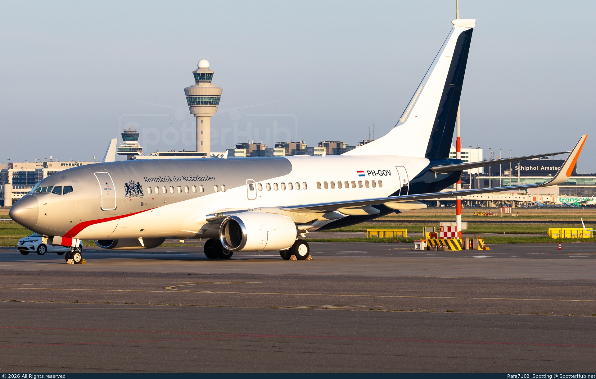 Photo of PH-GOV - Boeing 737-700(BBJ) operated by Government of the Netherlands