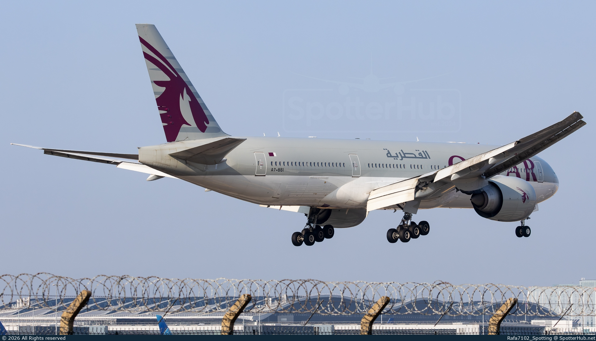 Photo of A7-BBI - Boeing 777-2DZ(LR) operated by Qatar Airways
