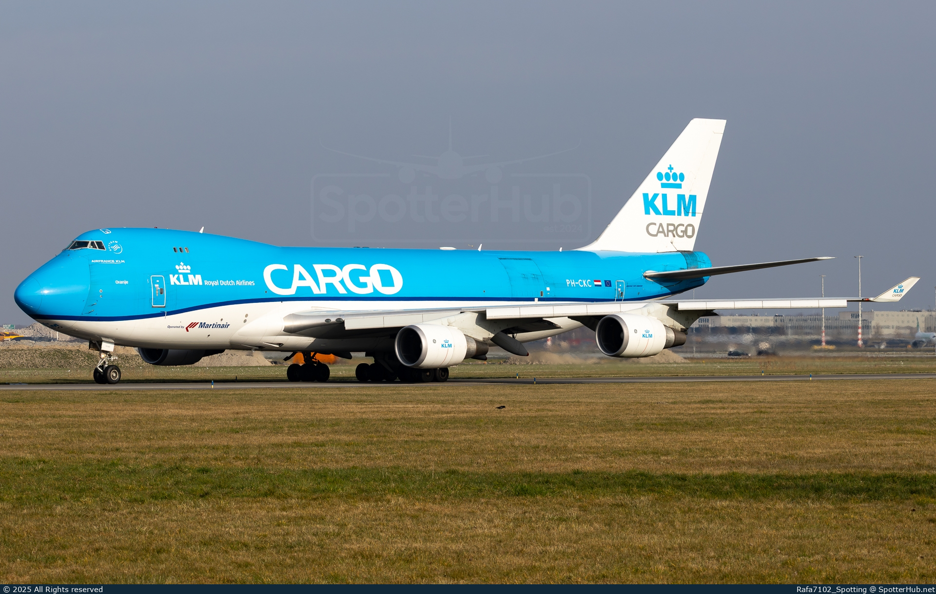 Photo of PH-CKC - Boeing 747-406F(ER) operated by KLM Cargo (opb Martinair)