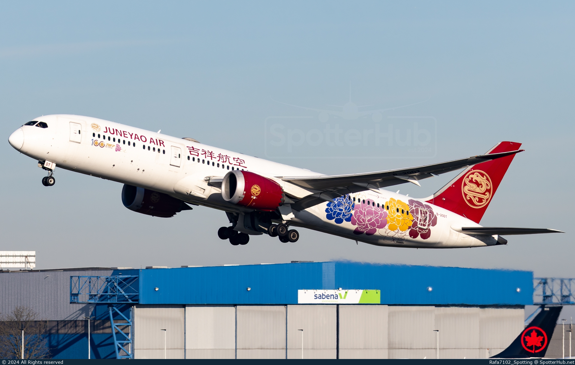 Photo of B-20DT - Boeing 787-9 Dreamliner operated by Juneyao Air