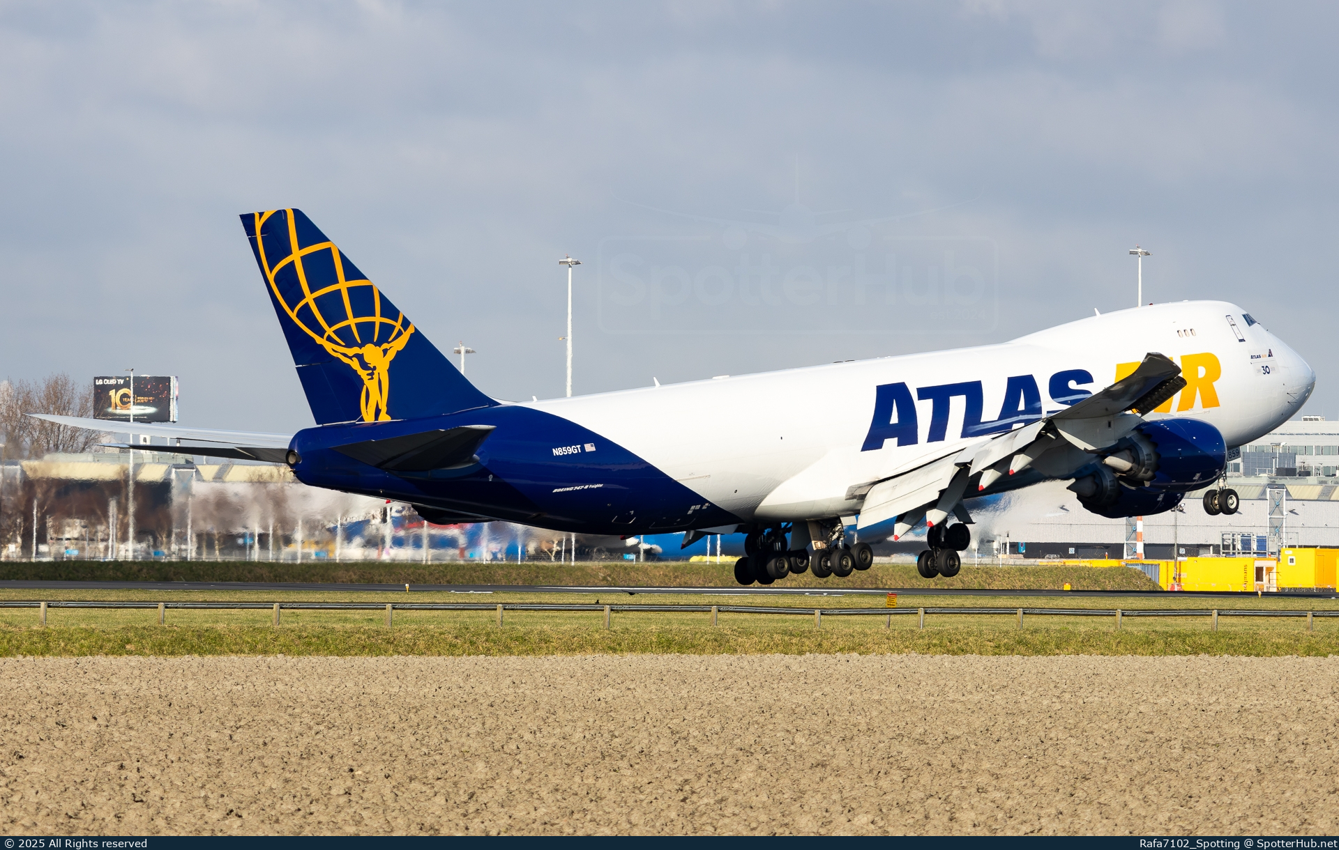 Photo of N859GT - Boeing 747-87UF operated by Atlas Air
