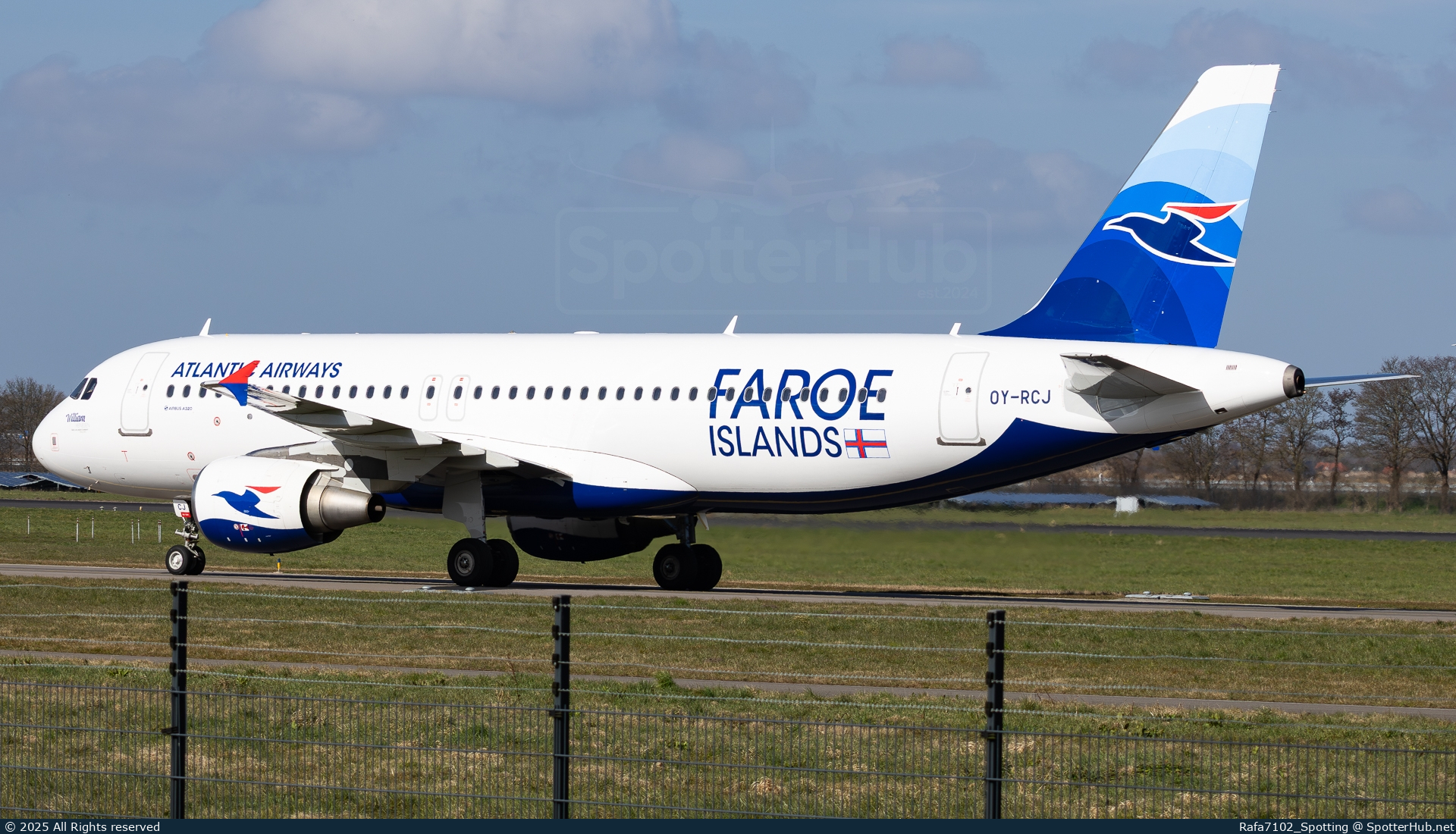 Photo of OY-RCJ - Airbus A320-214 operated by Atlantic Airways