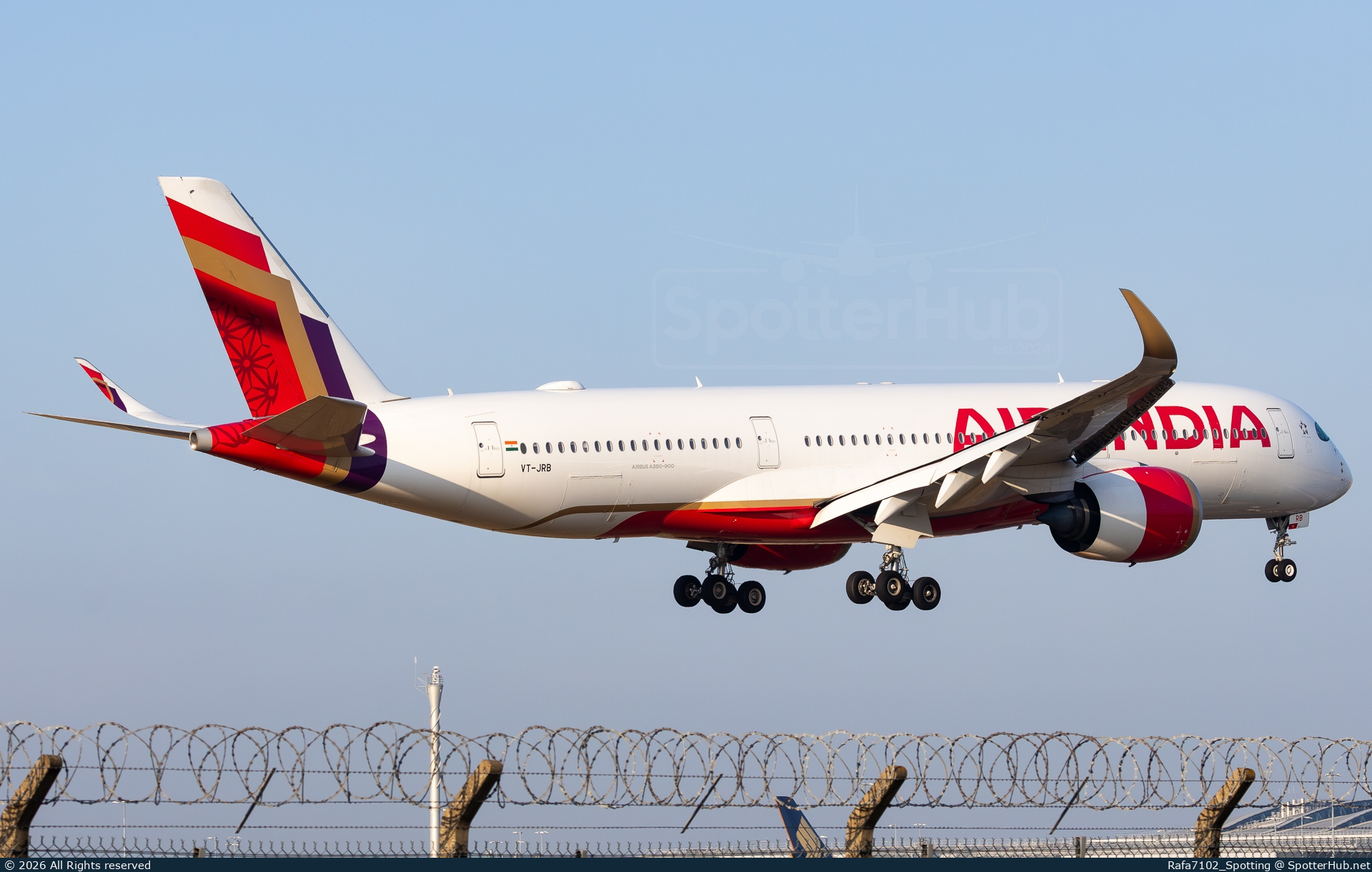 Photo of VT-JRB - Airbus A350-941 operated by Air India