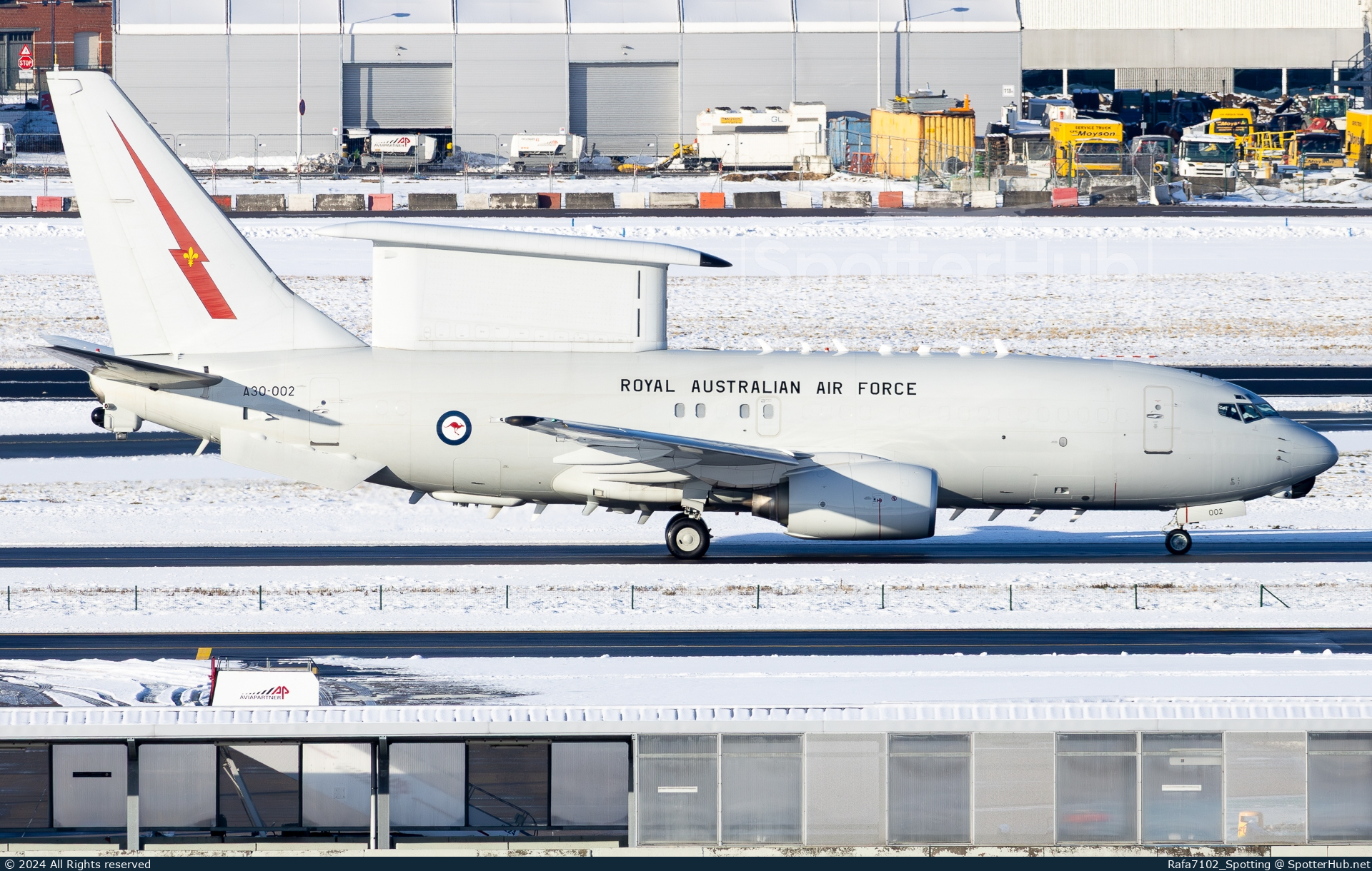 Photo of A30-002 - Boeing E-7A Wedgetail operated by Royal Australian Air Force