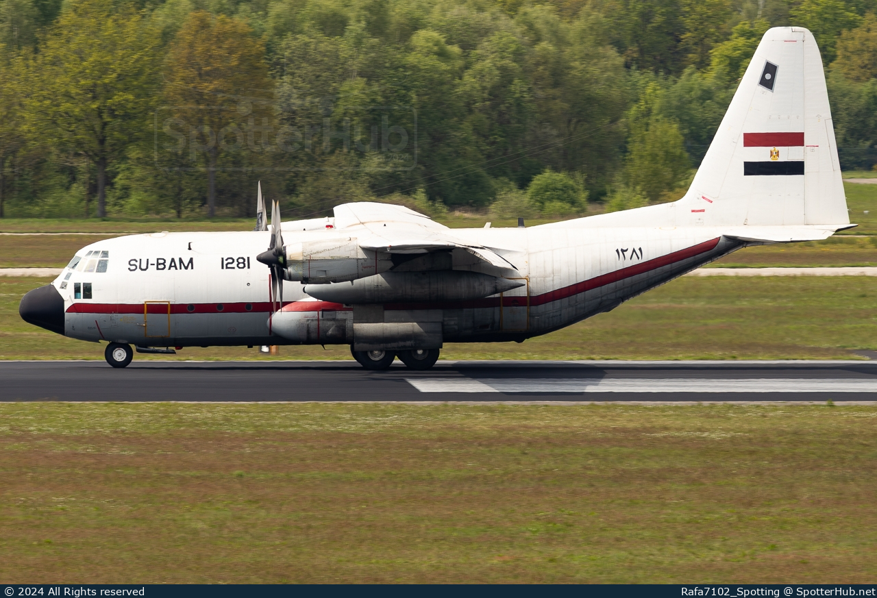 Photo of SU-BAM - Lockheed C-130H Hercules operated by Egyptian Air Force