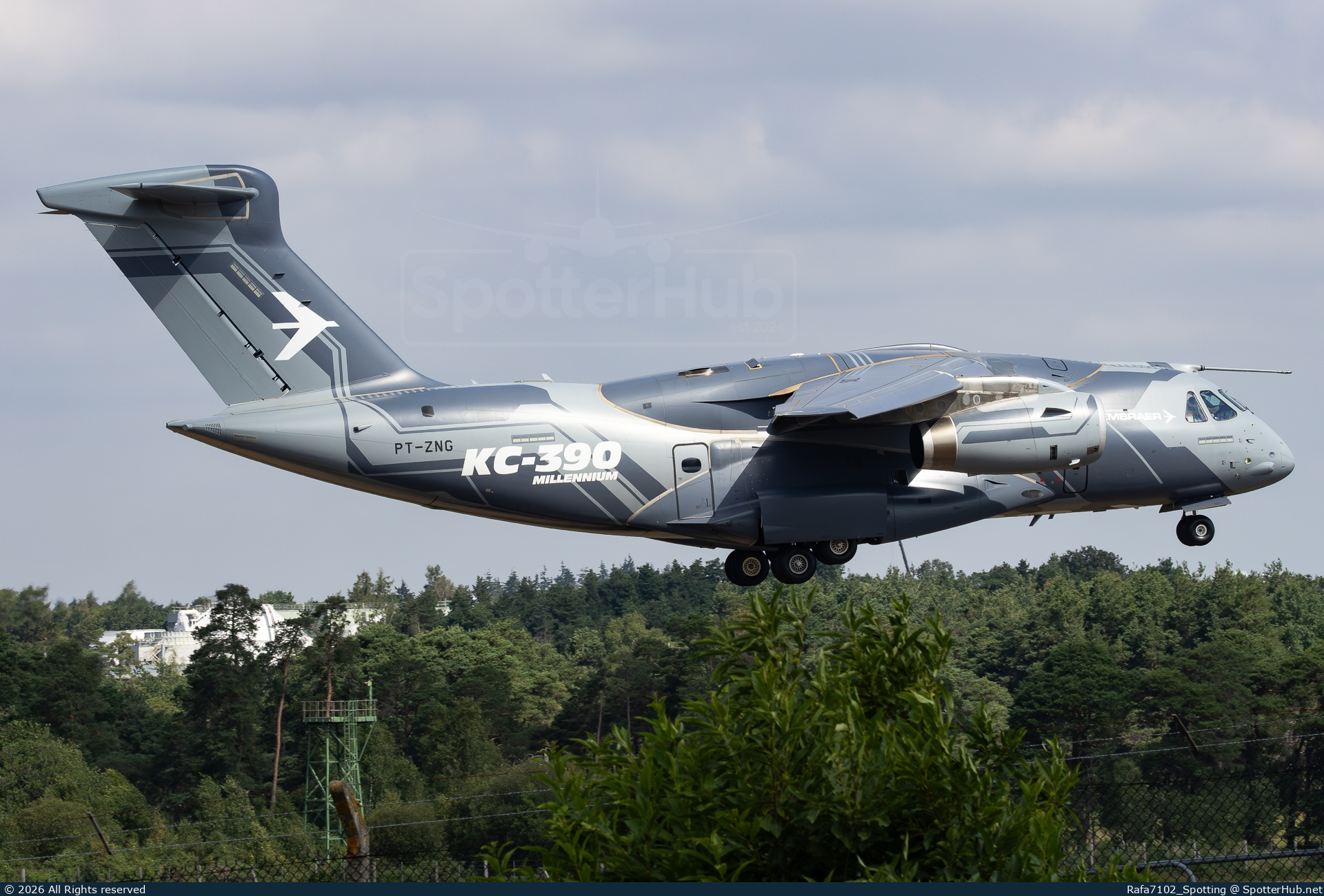 Photo of PT-ZNG - Embraer KC-390 Millenium operated by Embraer