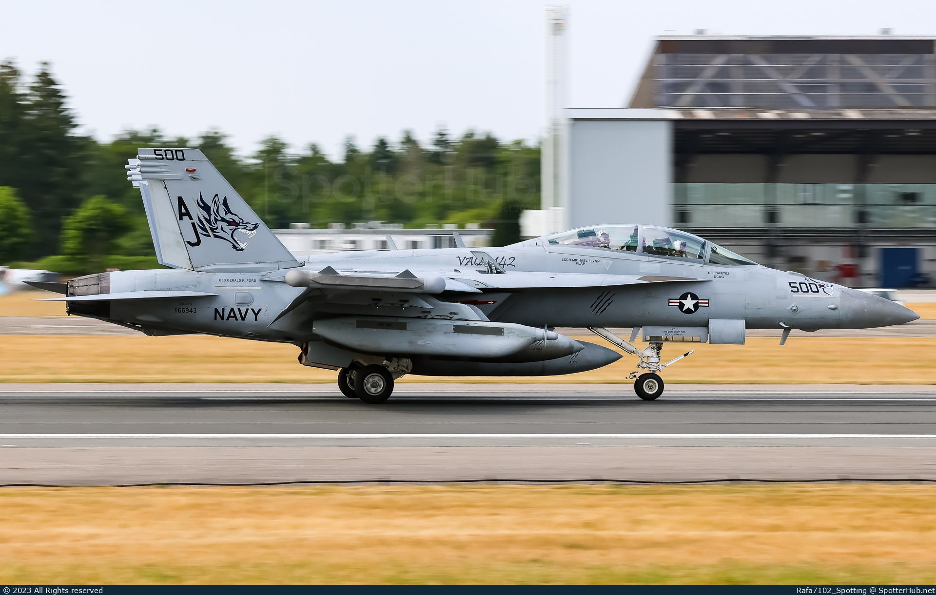 Photo of 166943 - Boeing EA-18G Growler operated by US Navy