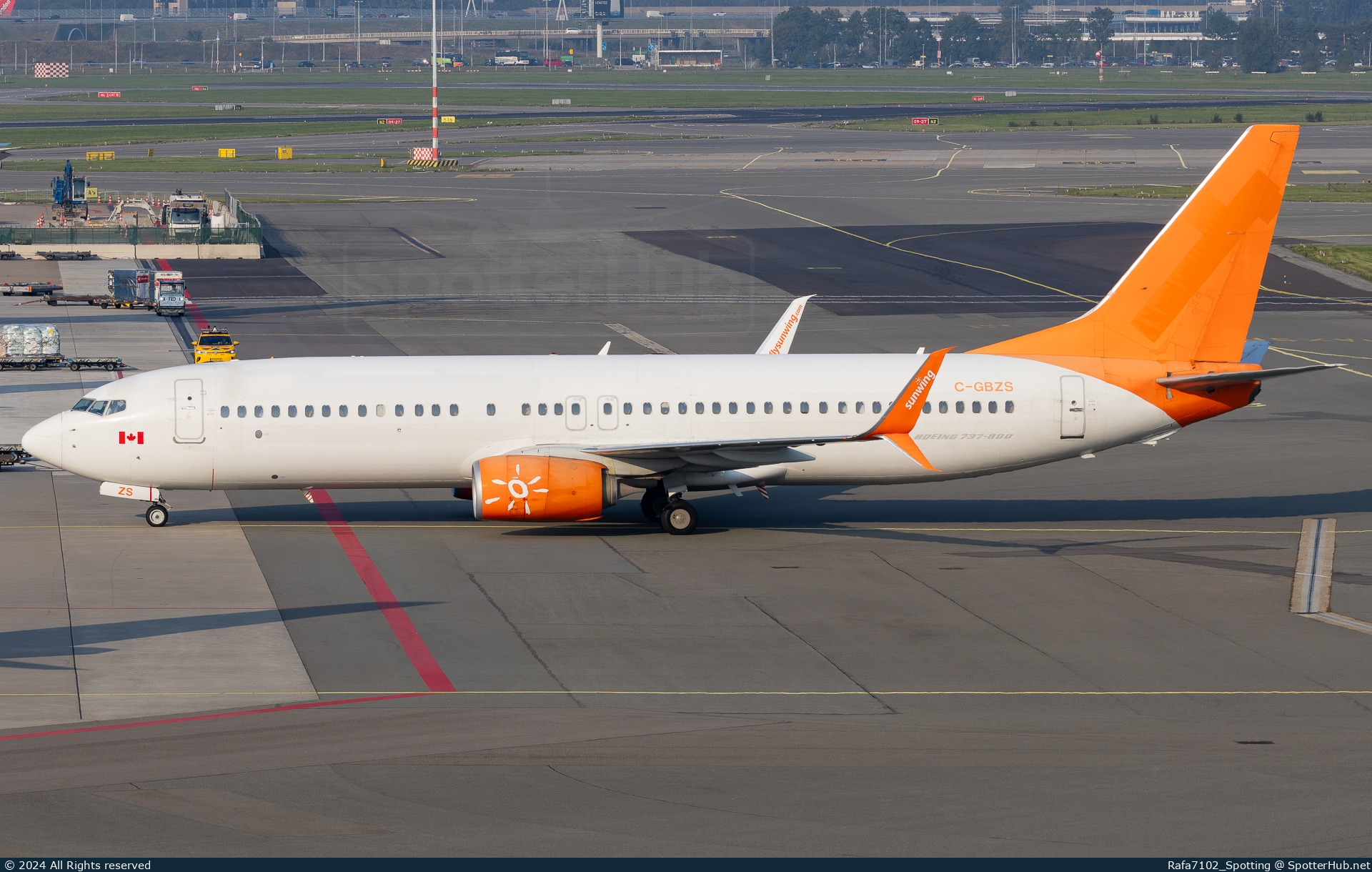 Photo of C-GBZS - Boeing 737-8SH operated by Sunwing Airlines