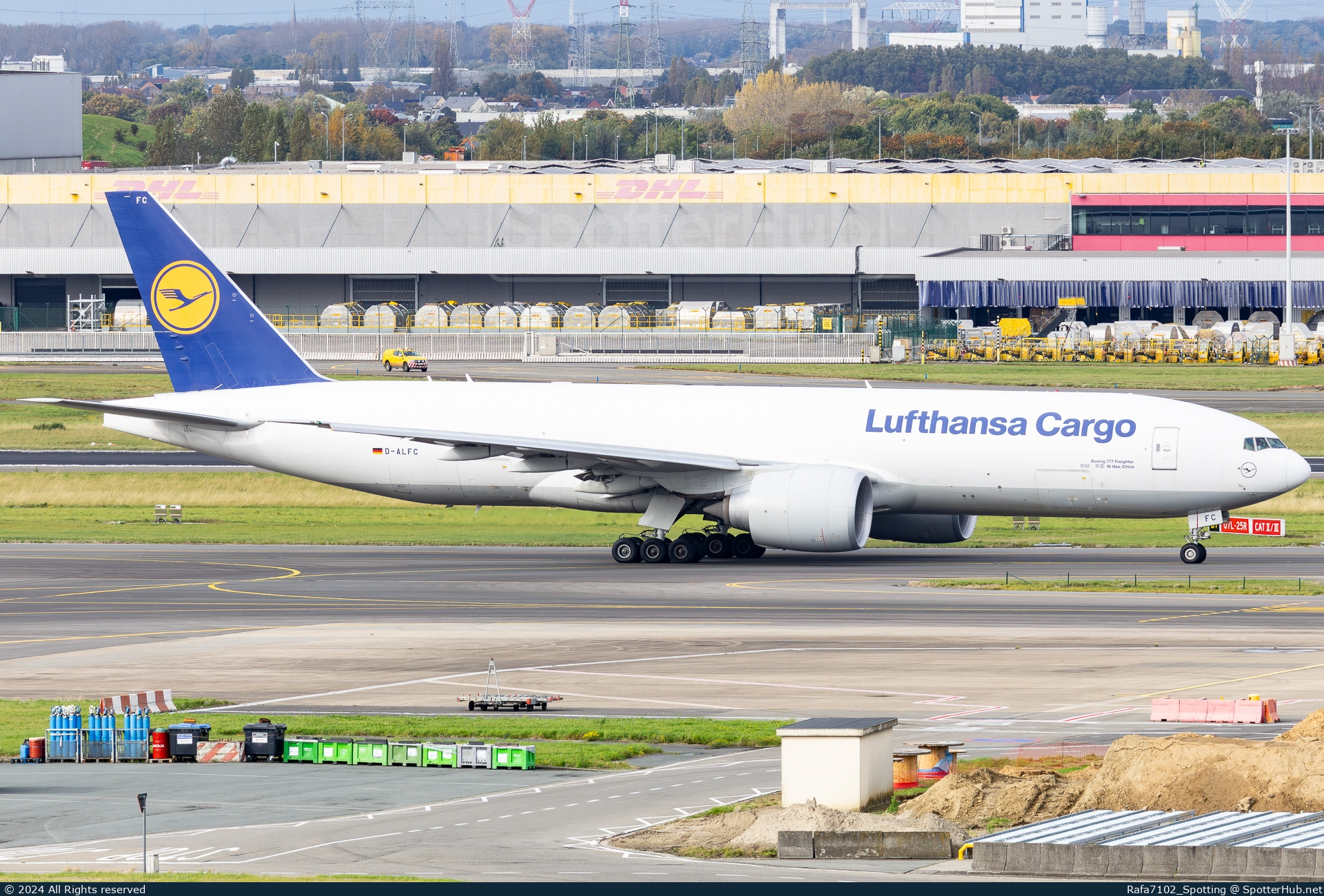 Photo of D-ALFC - Boeing 777-FBT operated by Lufthansa Cargo