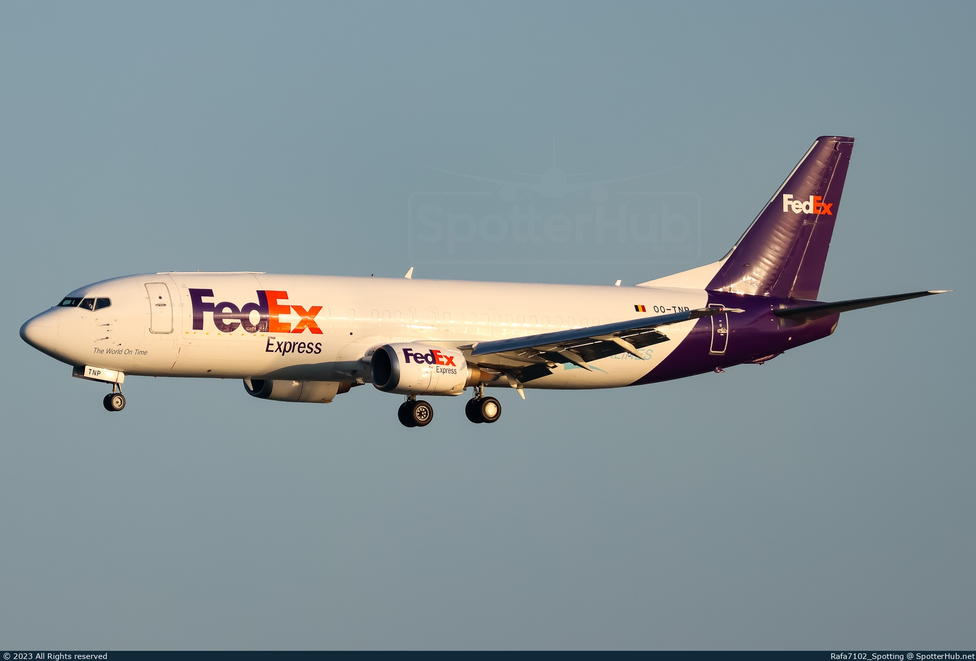 Photo of OO-TNP - Boeing 737-45D(BDSF) operated by FedEx (opb ASL Airlines Belgium)