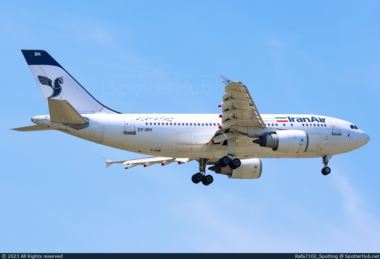 Photo of EP-IBK - Airbus A310-304 operated by Iran Air