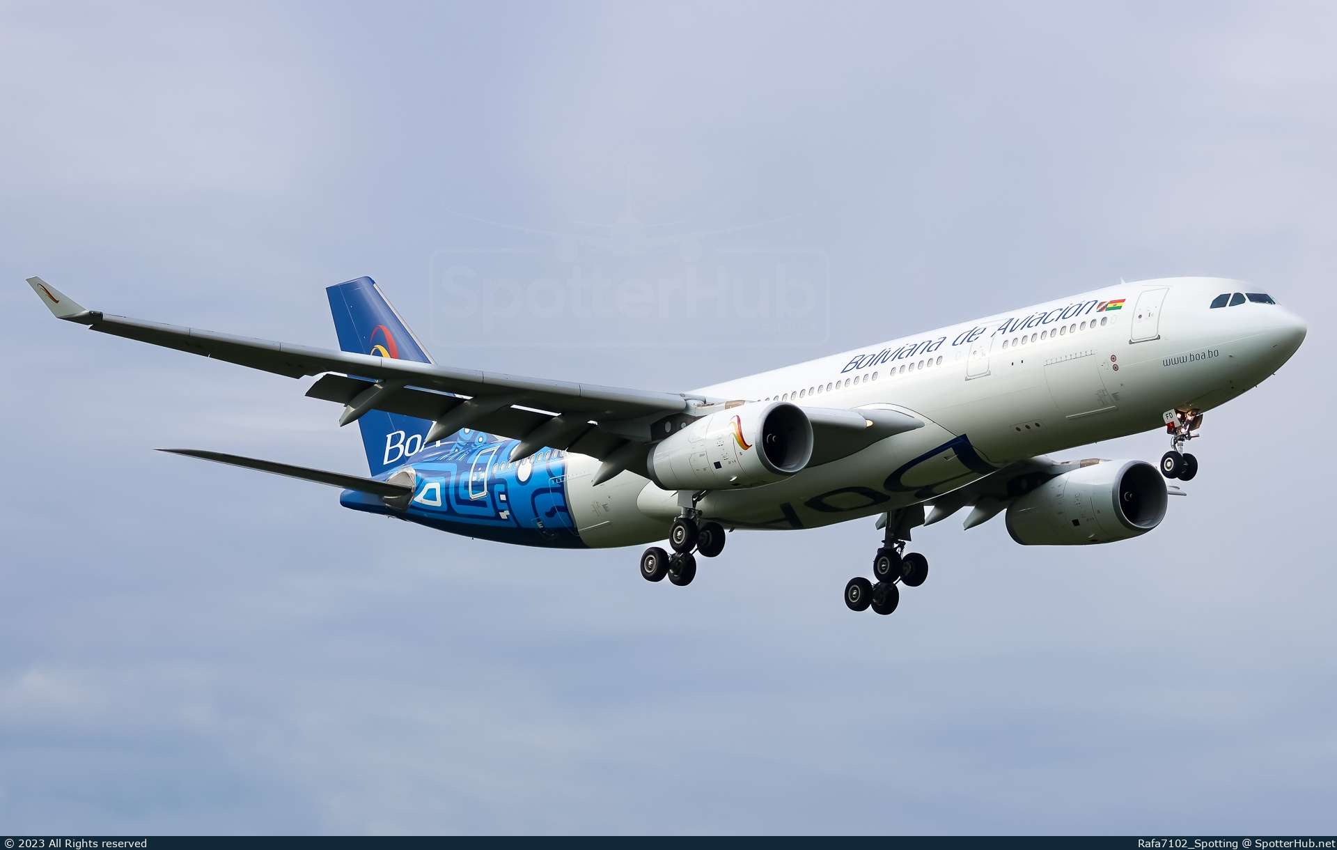 Photo of 2-HXFD - Airbus A330-243 operated by Boliviana de Aviación