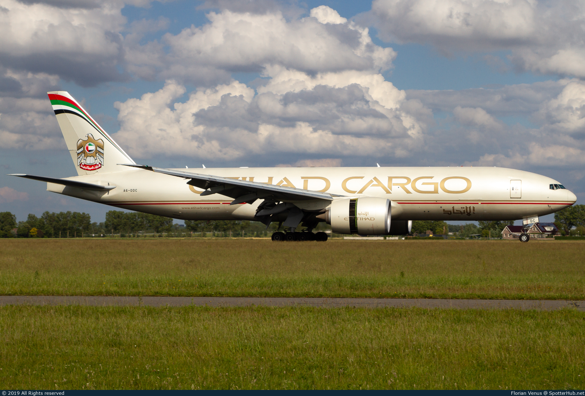 Photo of A6-DDC - Boeing 777-FFX operated by Etihad Cargo