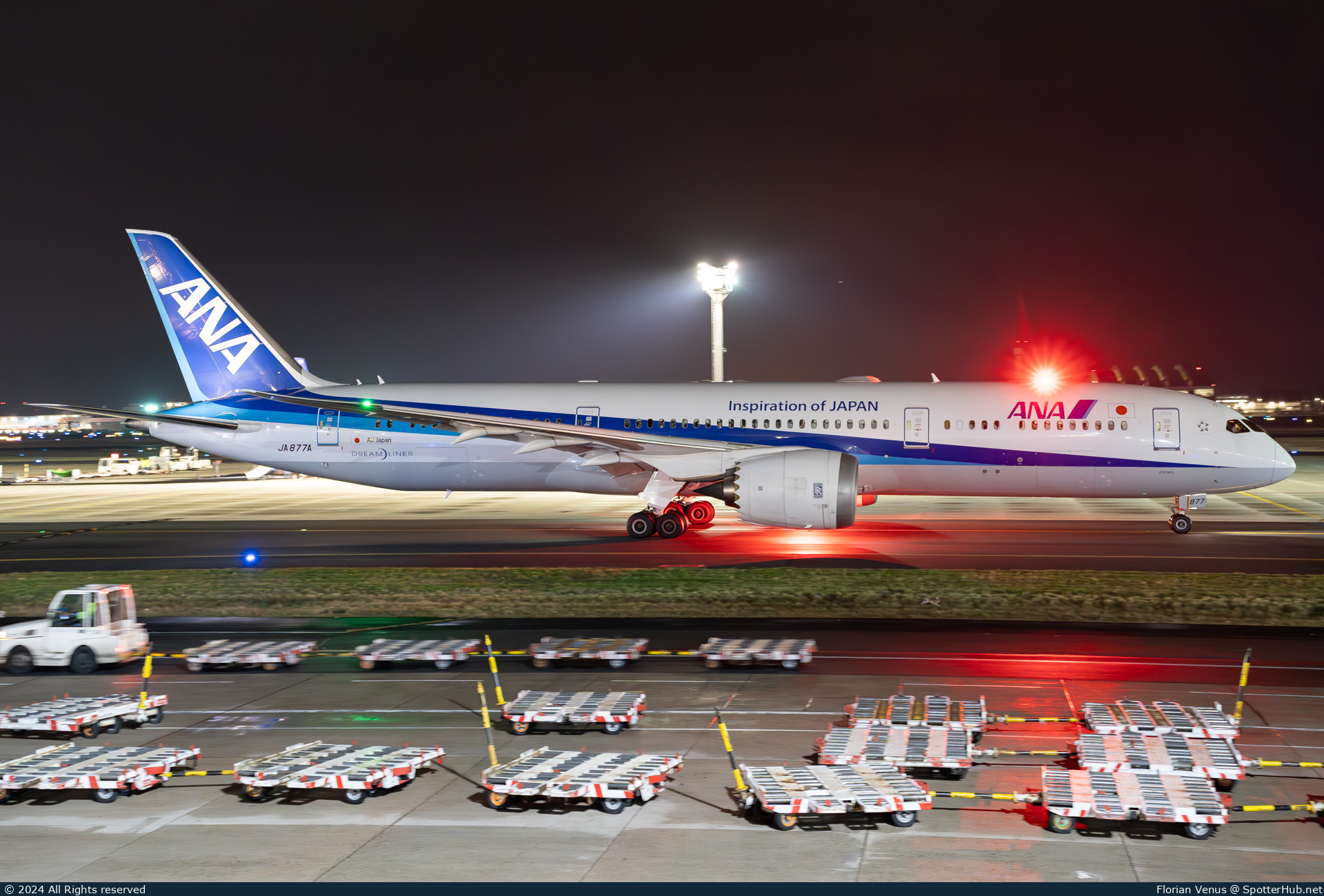 Photo of JA877A - Boeing 787-9 Dreamliner operated by ANA All Nippon Airways (opb Air Japan)