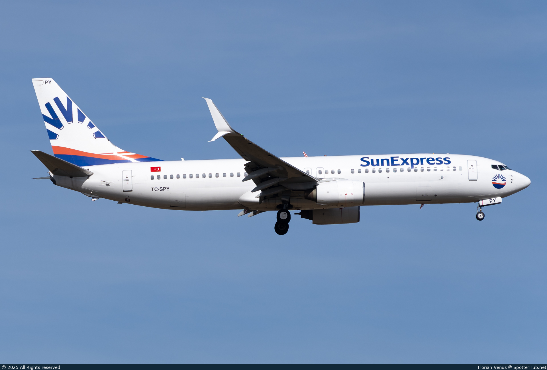 Photo of TC-SPY - Boeing 737-8EH operated by SunExpress