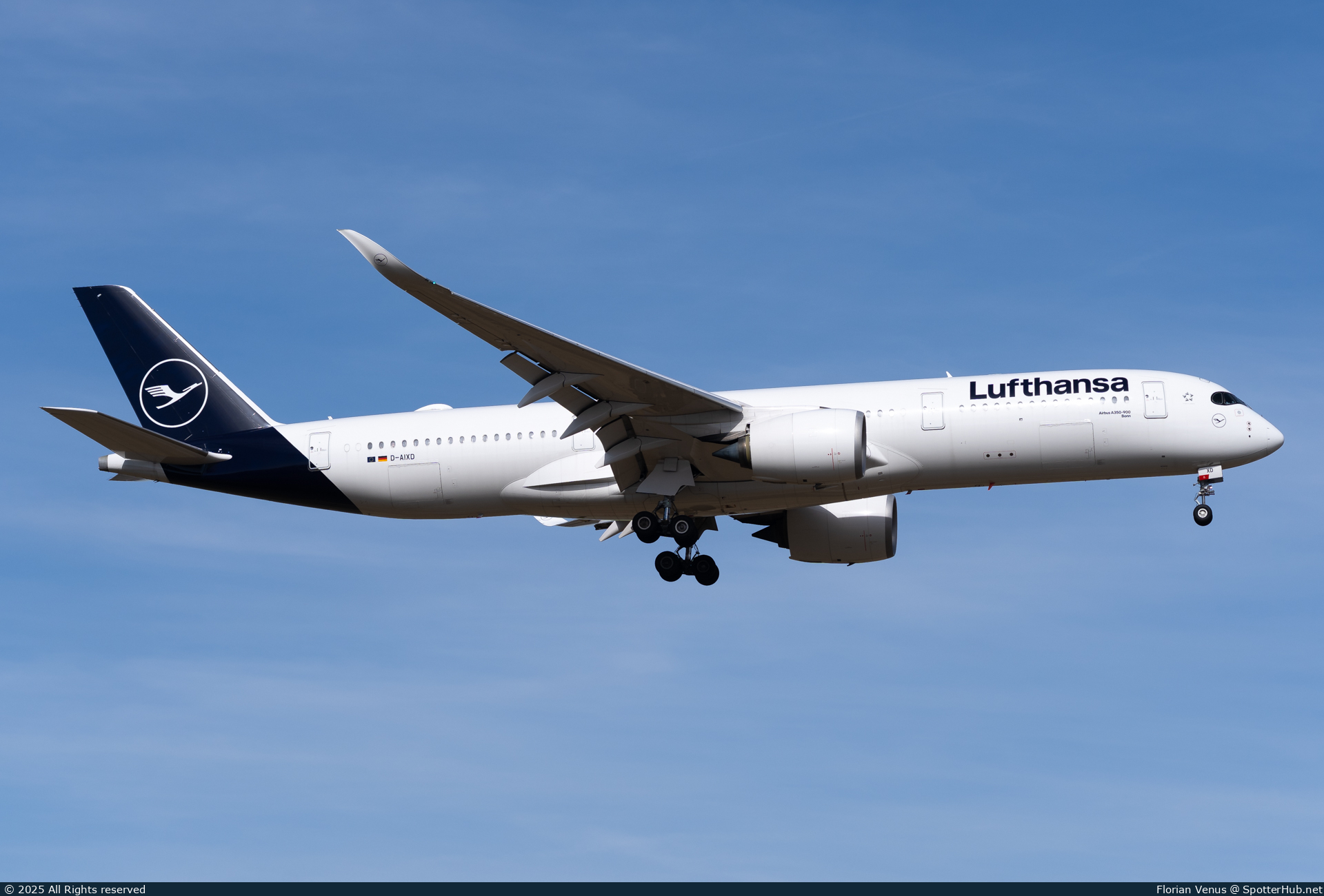 Photo of D-AIXD - Airbus A350-941 operated by Lufthansa
