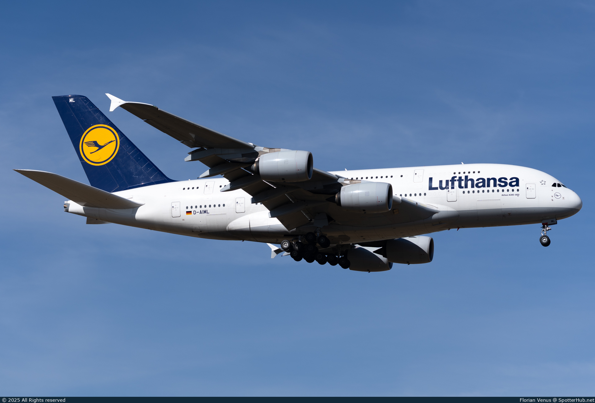 Photo of D-AIML - Airbus A380-841 operated by Lufthansa