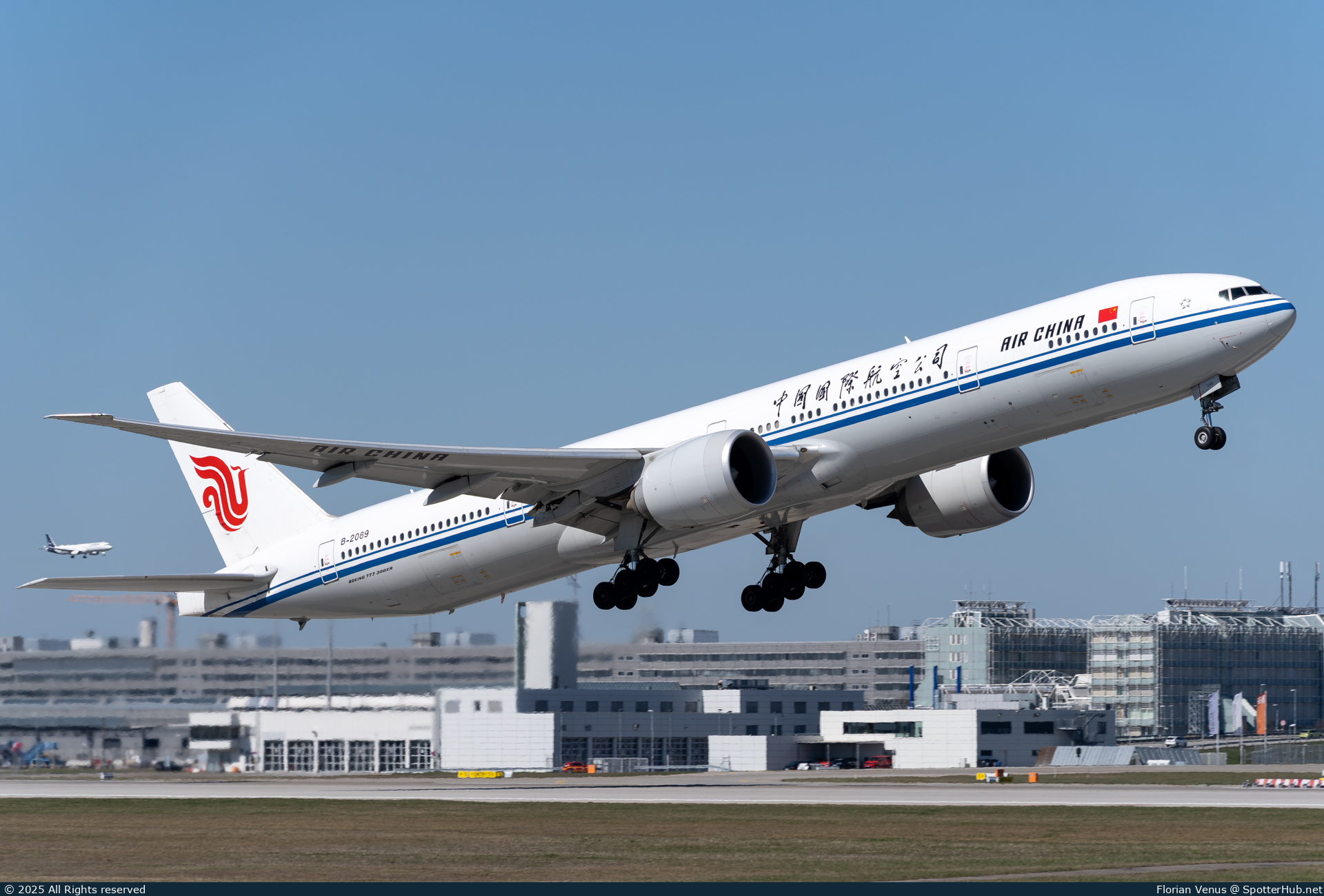 Photo of B-2089 - Boeing 777-39L(ER) operated by Air China