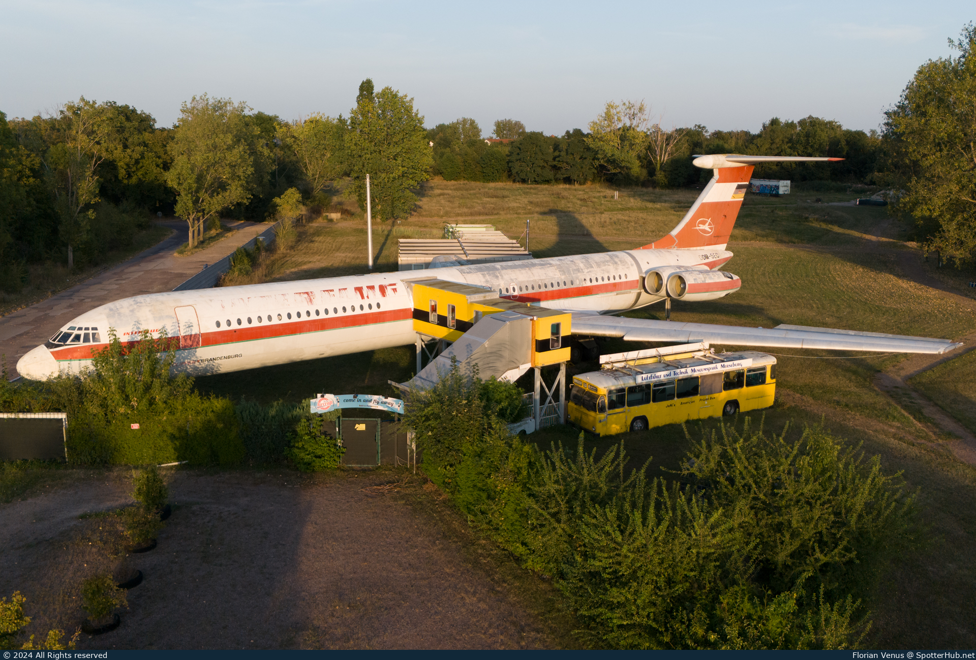 Photo of DM-SEC - Ilyushin Il-62 operated by Interflug