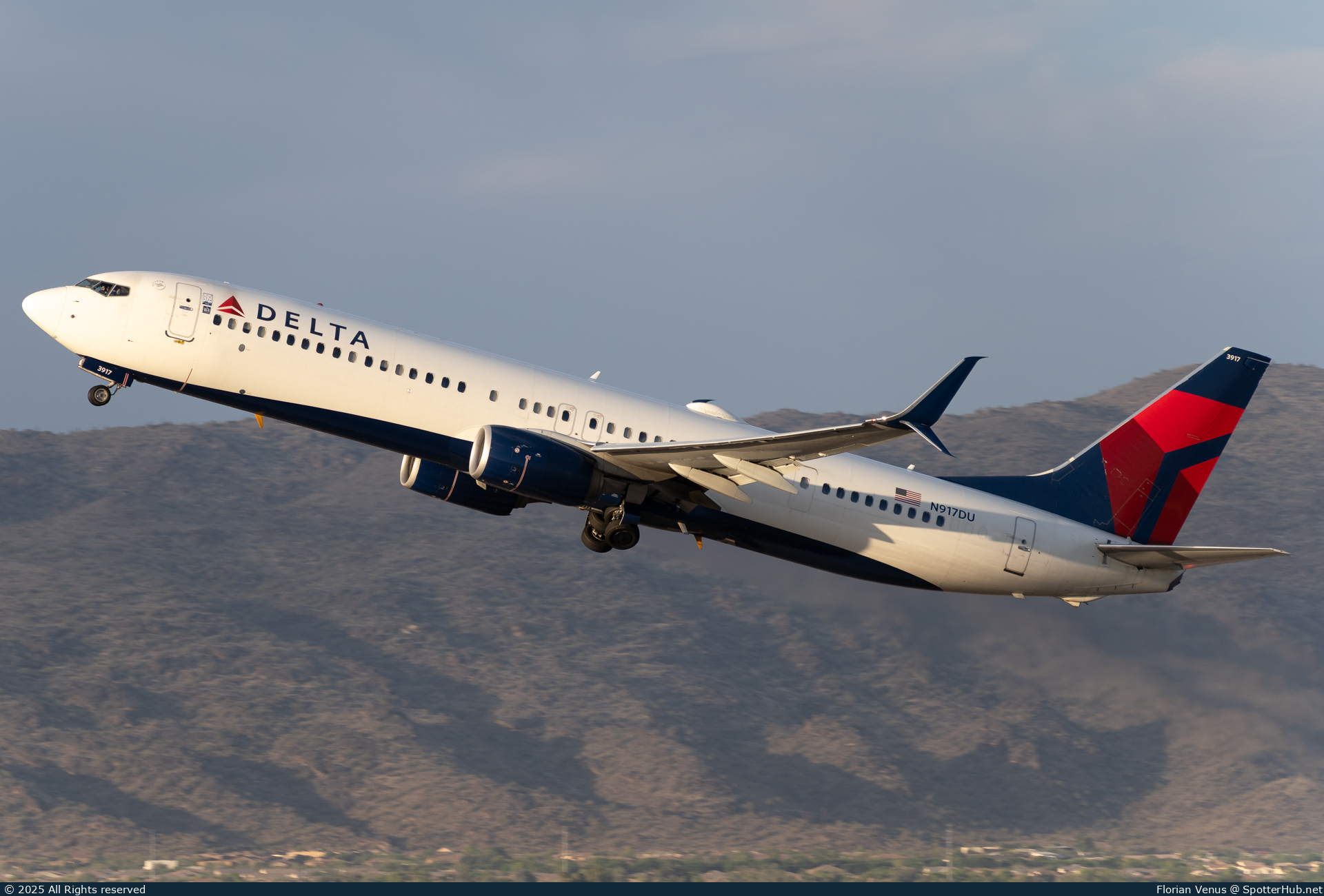 Photo of N917DU - Boeing 737-932(ER) operated by Delta Air Lines
