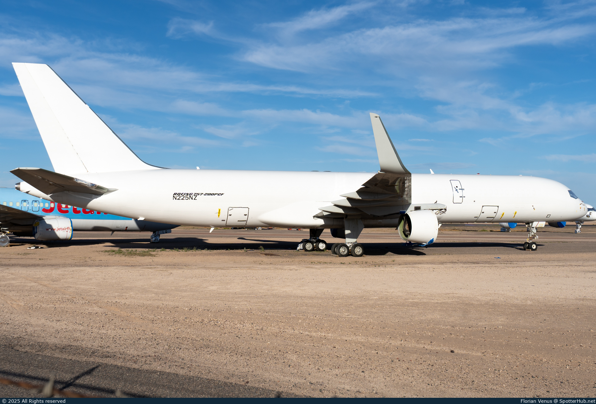 Photo of N225NZ - Boeing 757-223(PCF) operated by Airwork Leasing