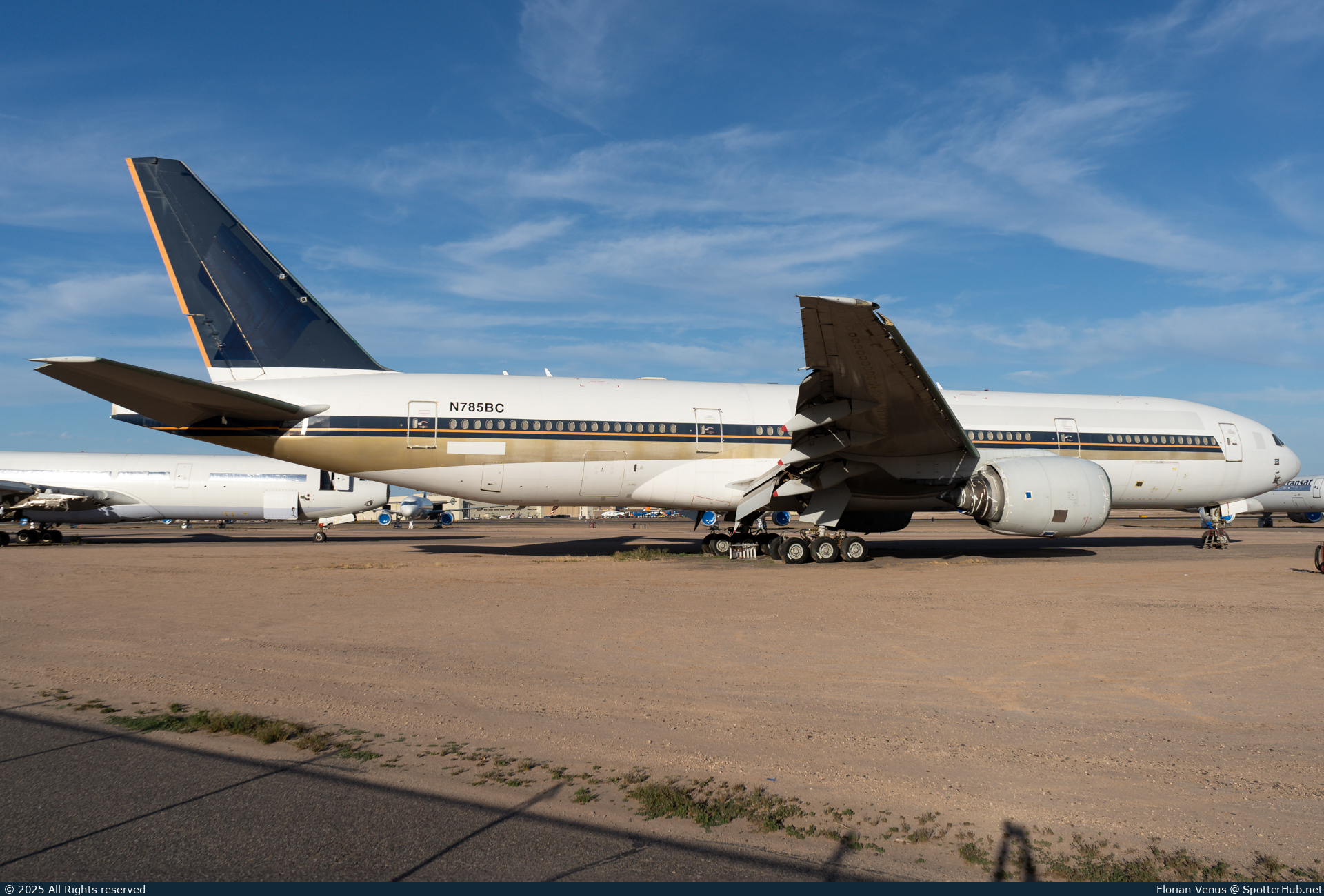 Photo of N785BC - Boeing 777-212(ER) operated by Alta Airlines Holdings