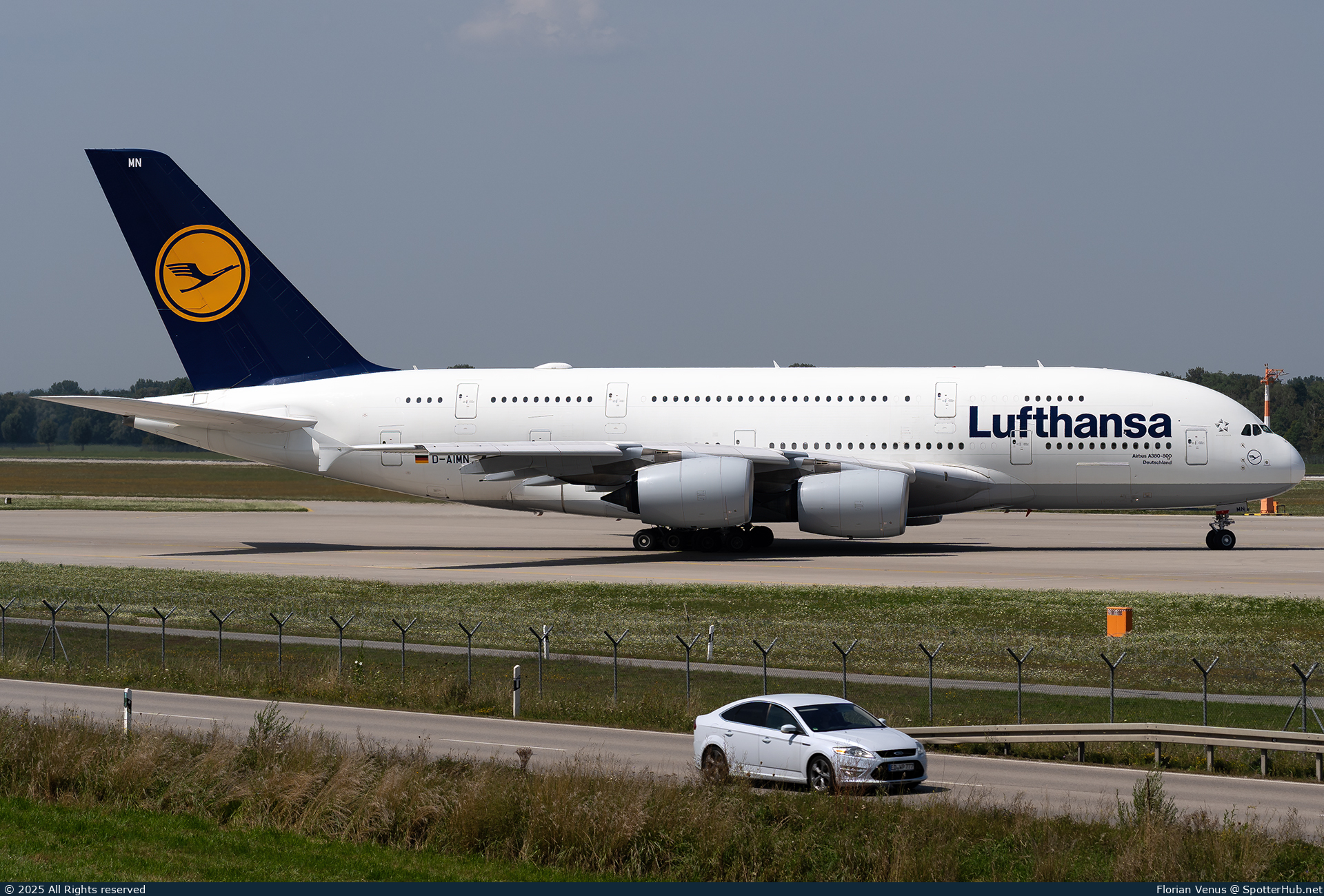 Photo of D-AIMN - Airbus A380-841 operated by Lufthansa