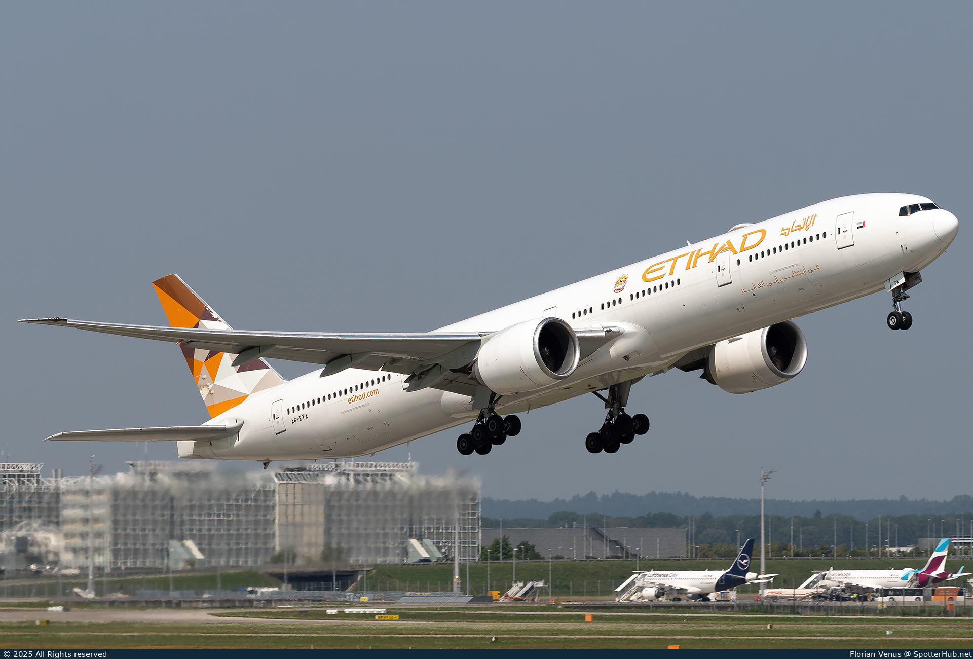 Photo of A6-ETA - Boeing 777-3FX(ER) operated by Etihad Airways