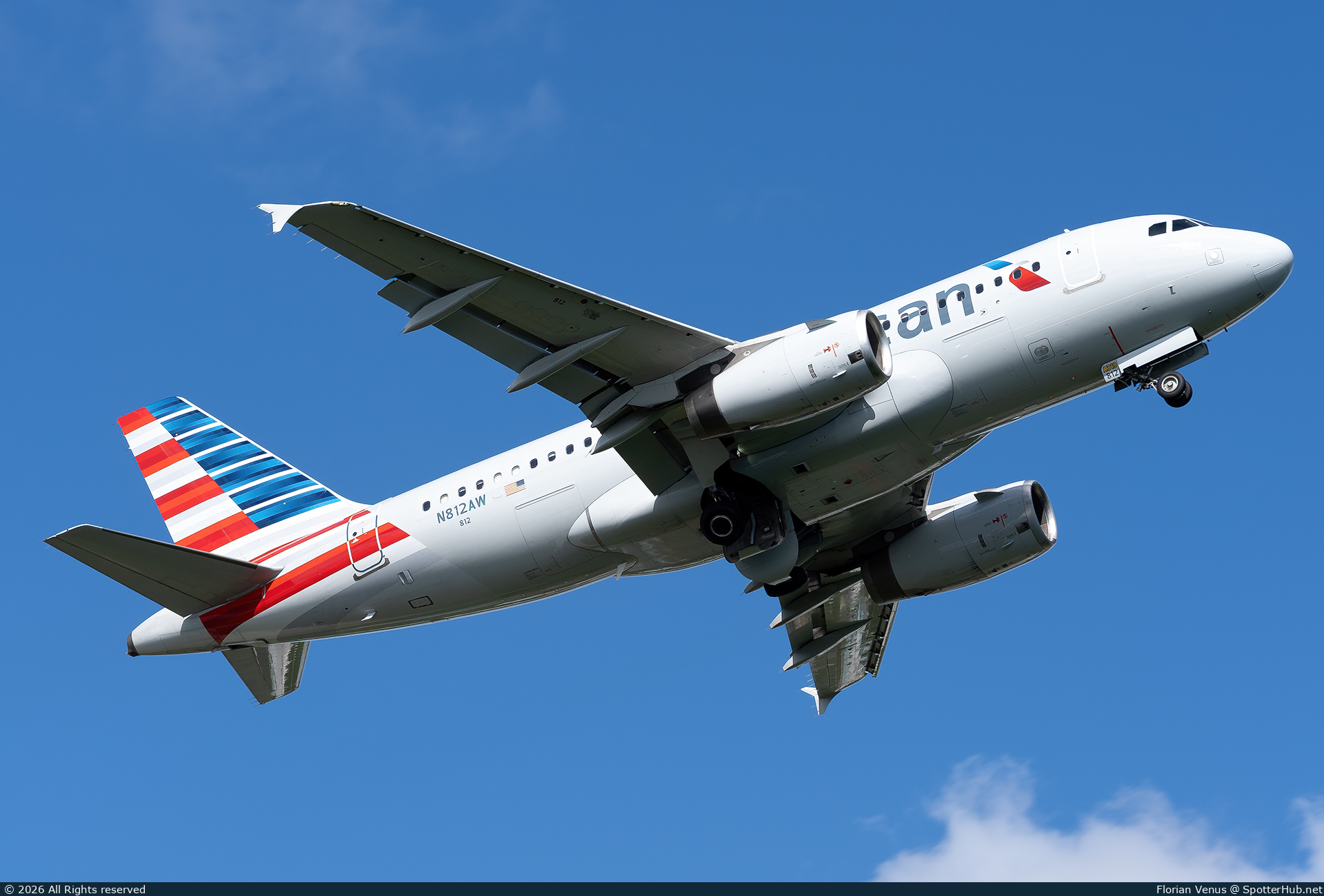 Photo of N812AW - Airbus A319-132 operated by American Airlines
