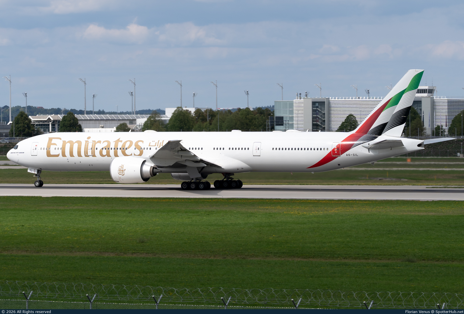 Photo of A6-SIL - Boeing 777-35R(ER) operated by United Arab Emirates Presidential Flight