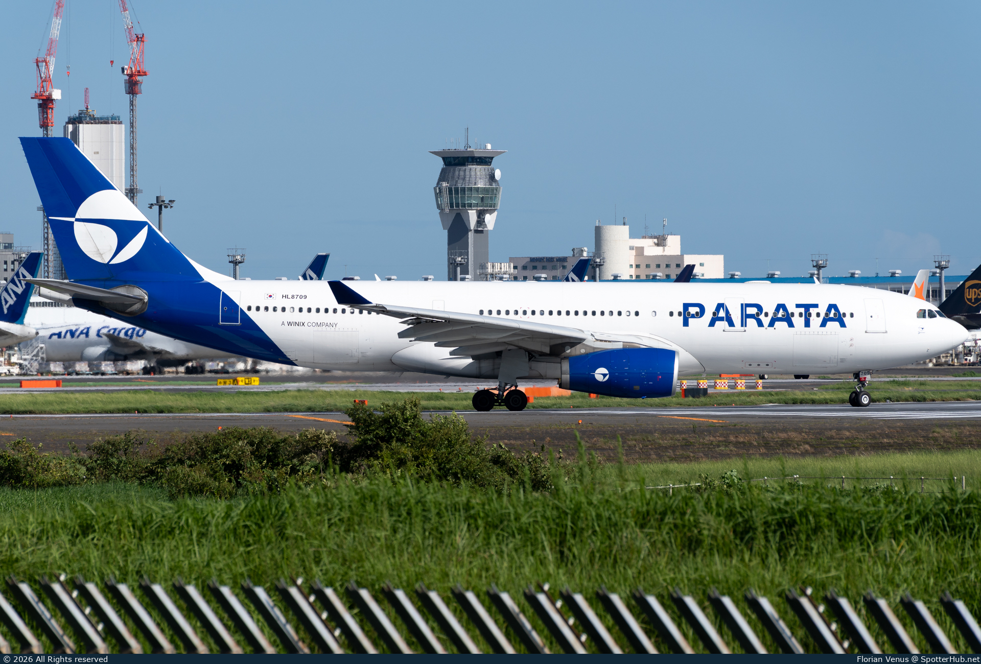Photo of HL8709 - Airbus A330-243 operated by Parata Air