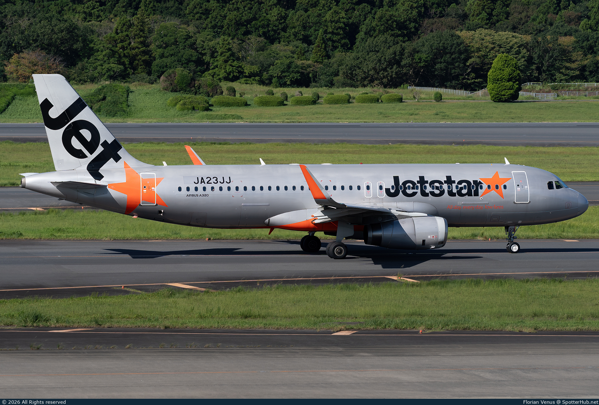 Photo of JA23JJ - Airbus A320-232 operated by Jetstar Japan