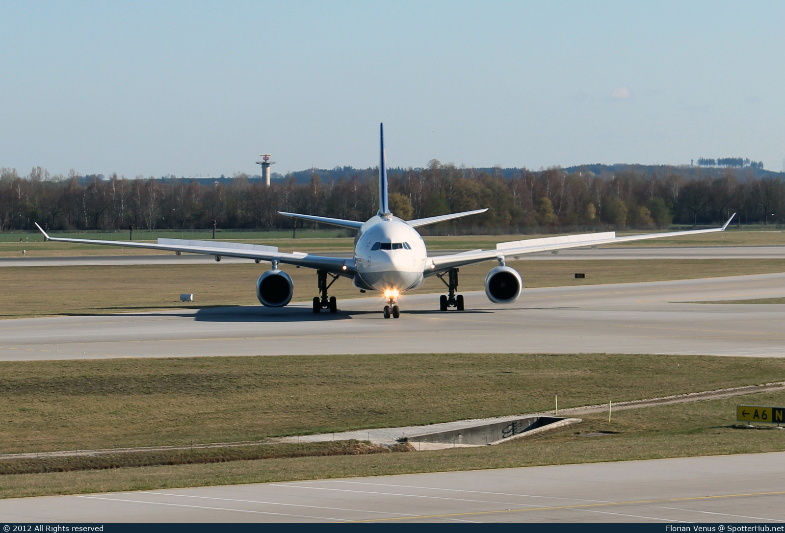 Photo of D-AIKG - Airbus A330-343 operated by Lufthansa