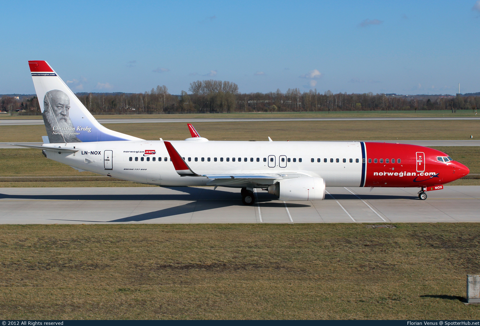 Photo of LN-NOX - Boeing 737-8JP operated by Norwegian Air Shuttle