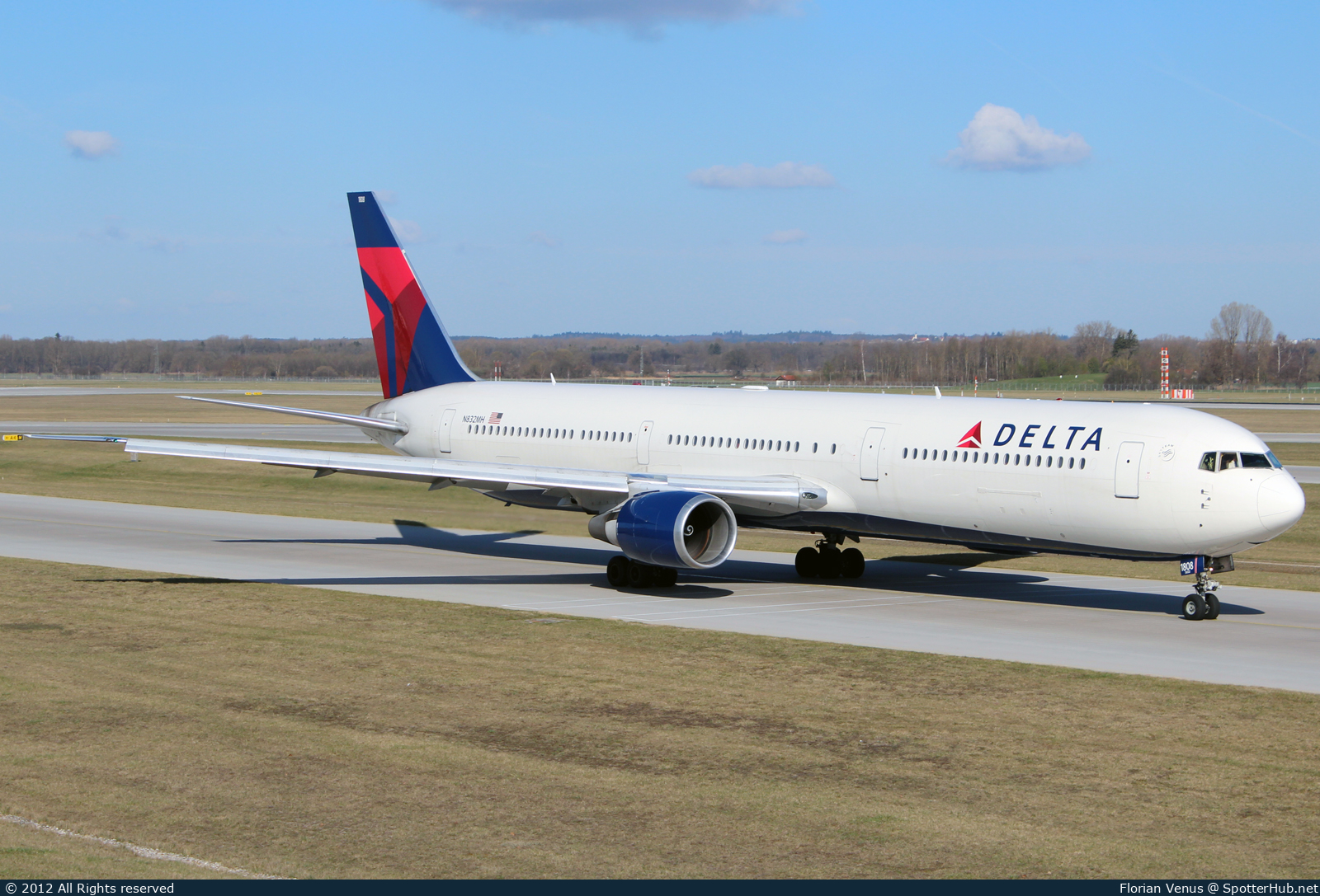 Photo of N832MH - Boeing 767-432(ER) operated by Delta Air Lines