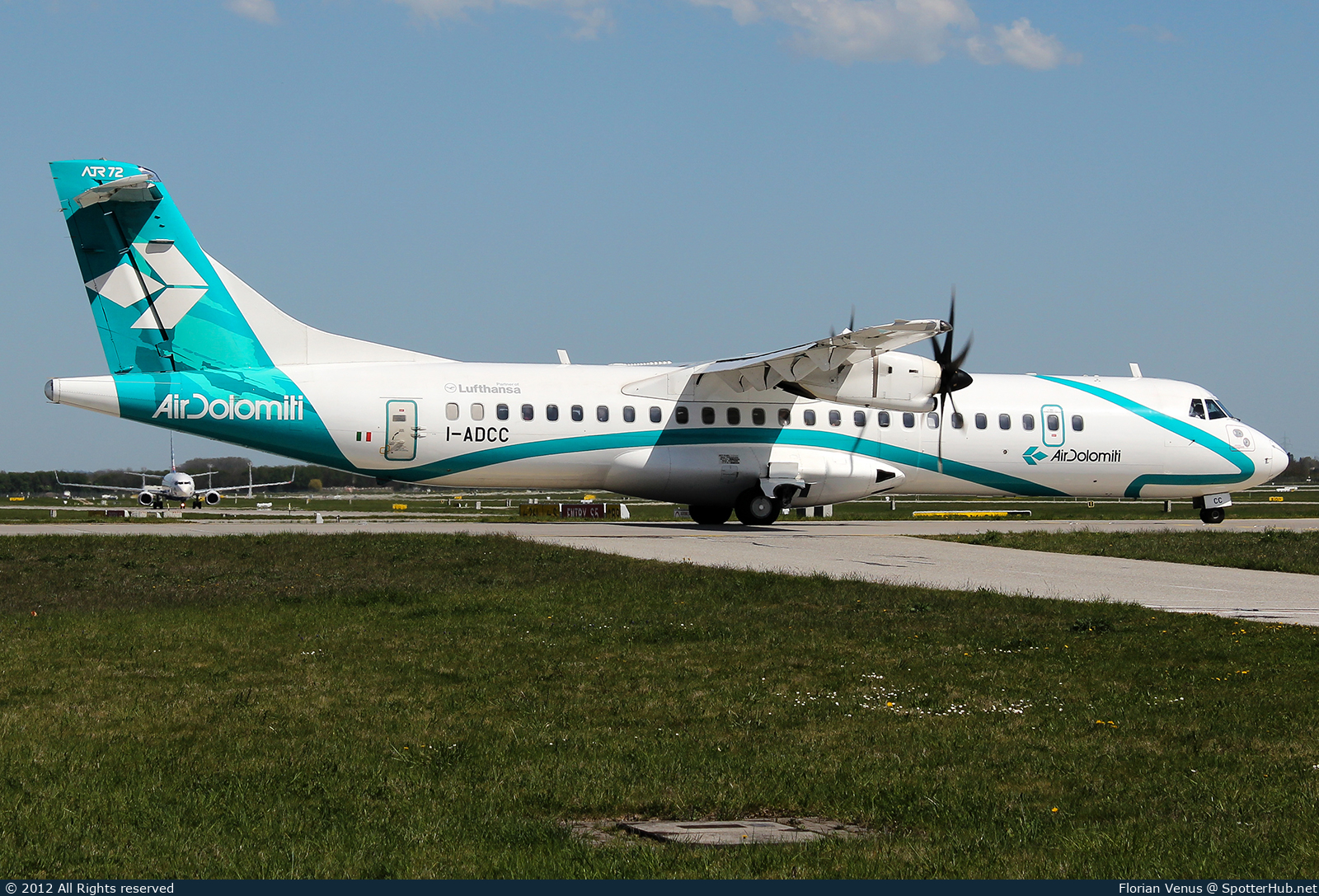 Photo of I-ADCC - ATR 72-500 operated by Air Dolomiti