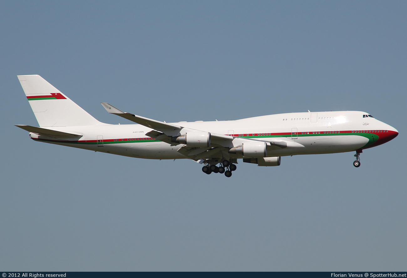 Photo of A4O-OMN - Boeing 747-430 operated by Oman Royal Flight