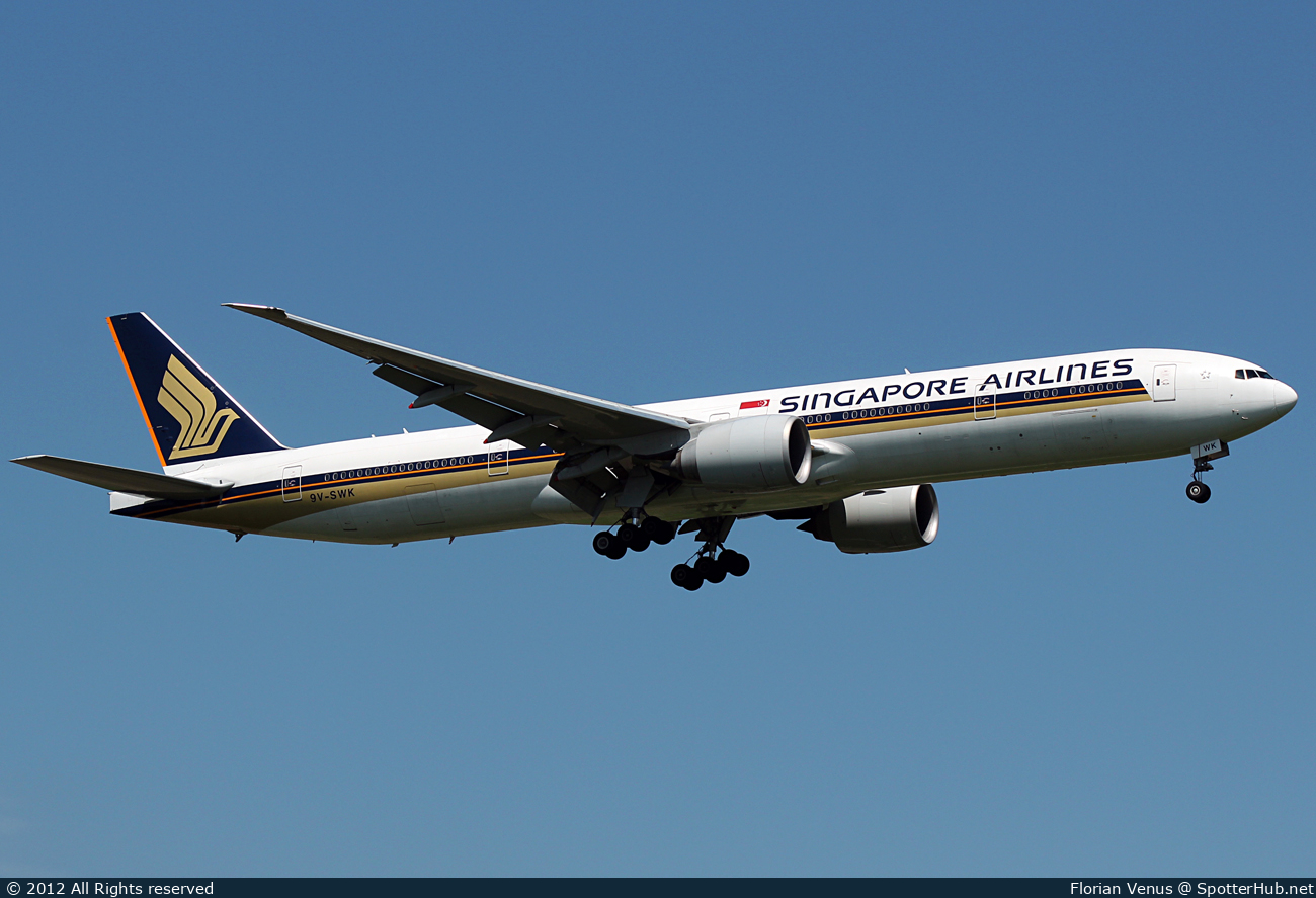 Photo of 9V-SWK - Boeing 777-312(ER) operated by Singapore Airlines