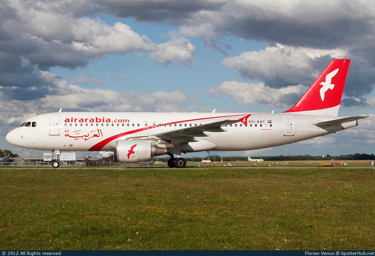 Photo of SU-AAC - Airbus A320-214 operated by Air Arabia Egypt