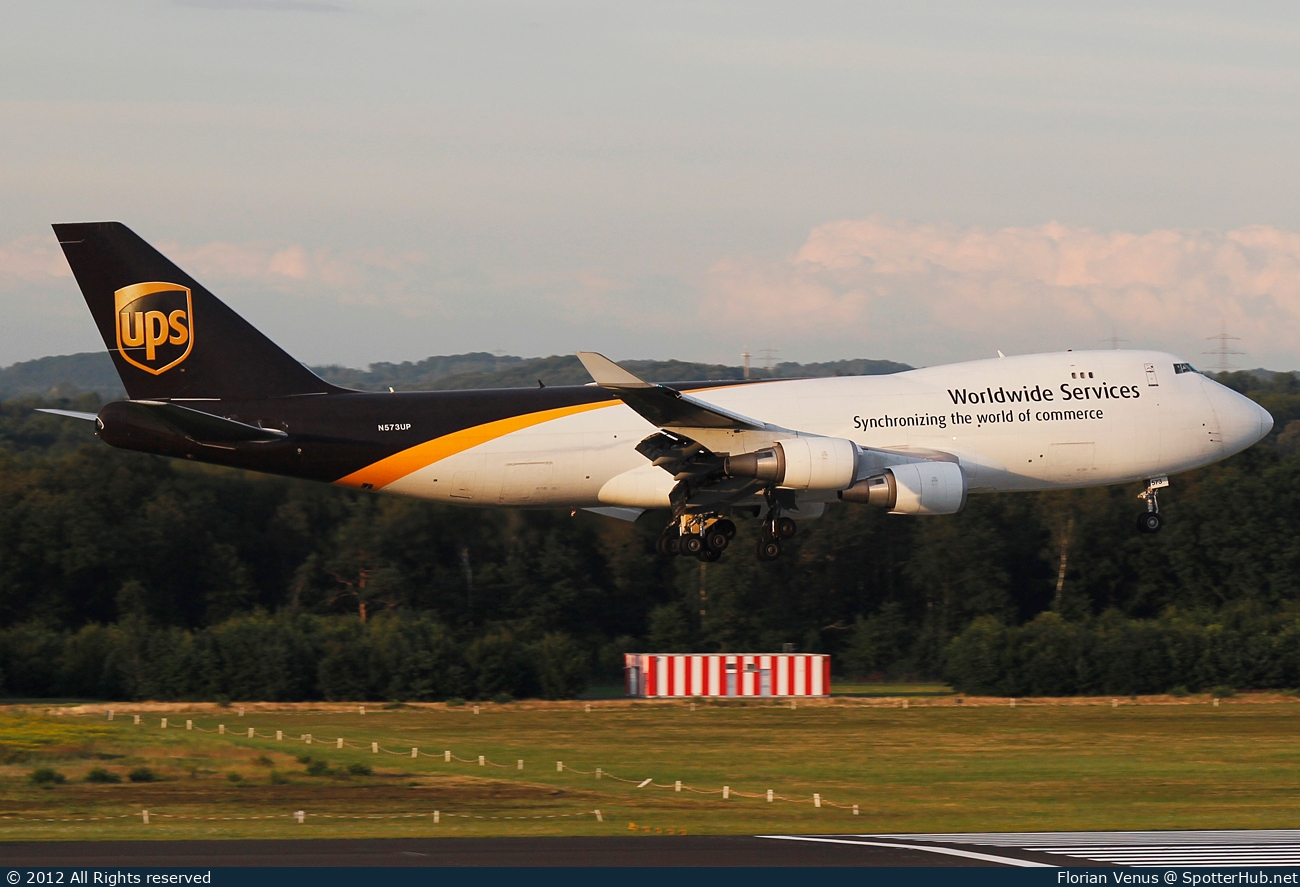 Photo of N573UP - Boeing 747-44AF operated by UPS United Parcel Service