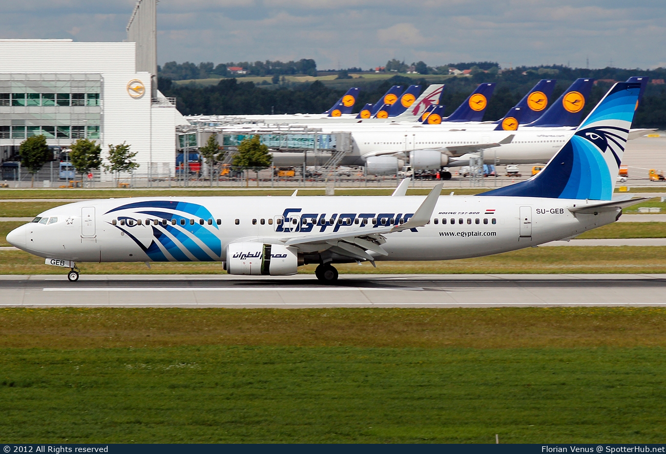 Photo of SU-GEB - Boeing 737-866 operated by Egyptair