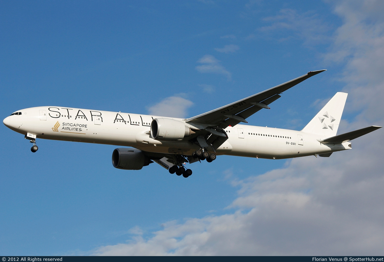 Photo of 9V-SWI - Boeing 777-312(ER) operated by Singapore Airlines