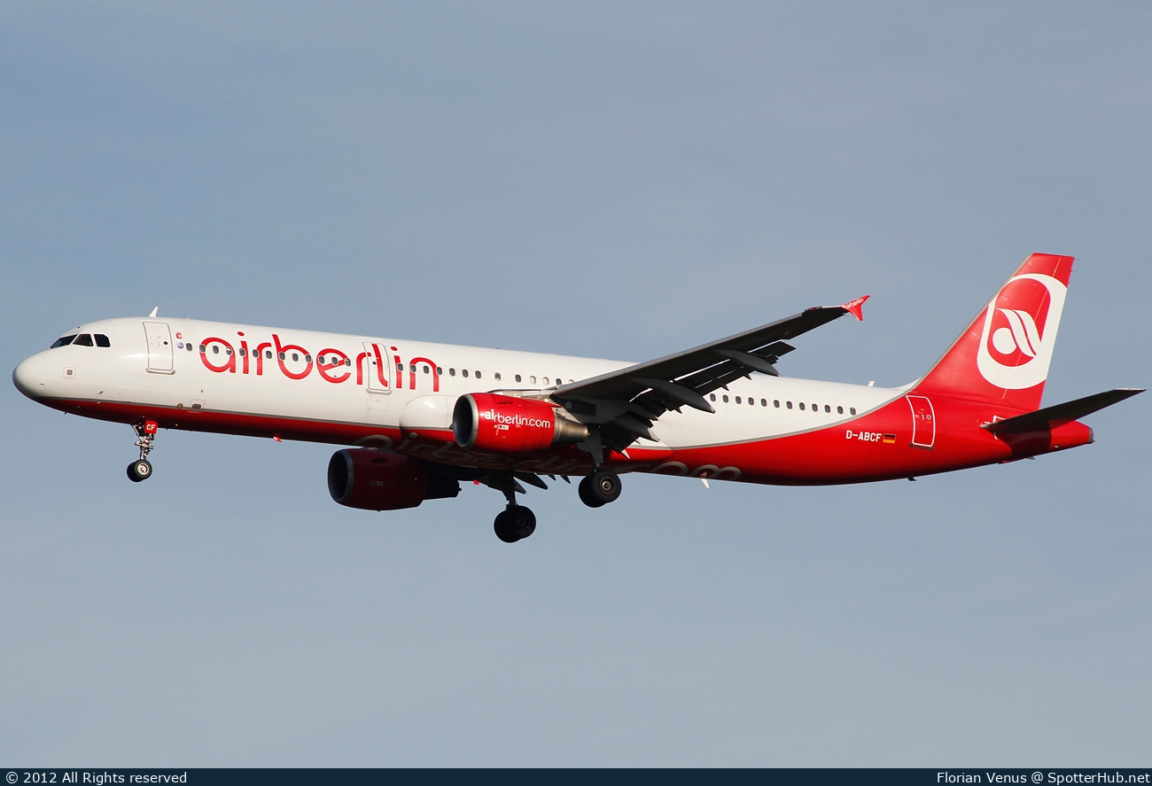 Photo of D-ABCF - Airbus A321-211 operated by Air Berlin