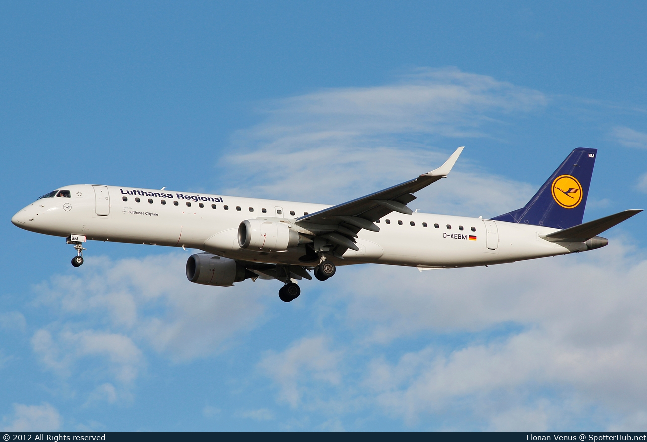 Photo of D-AEBM - Embraer ERJ-195LR operated by Lufthansa CityLine