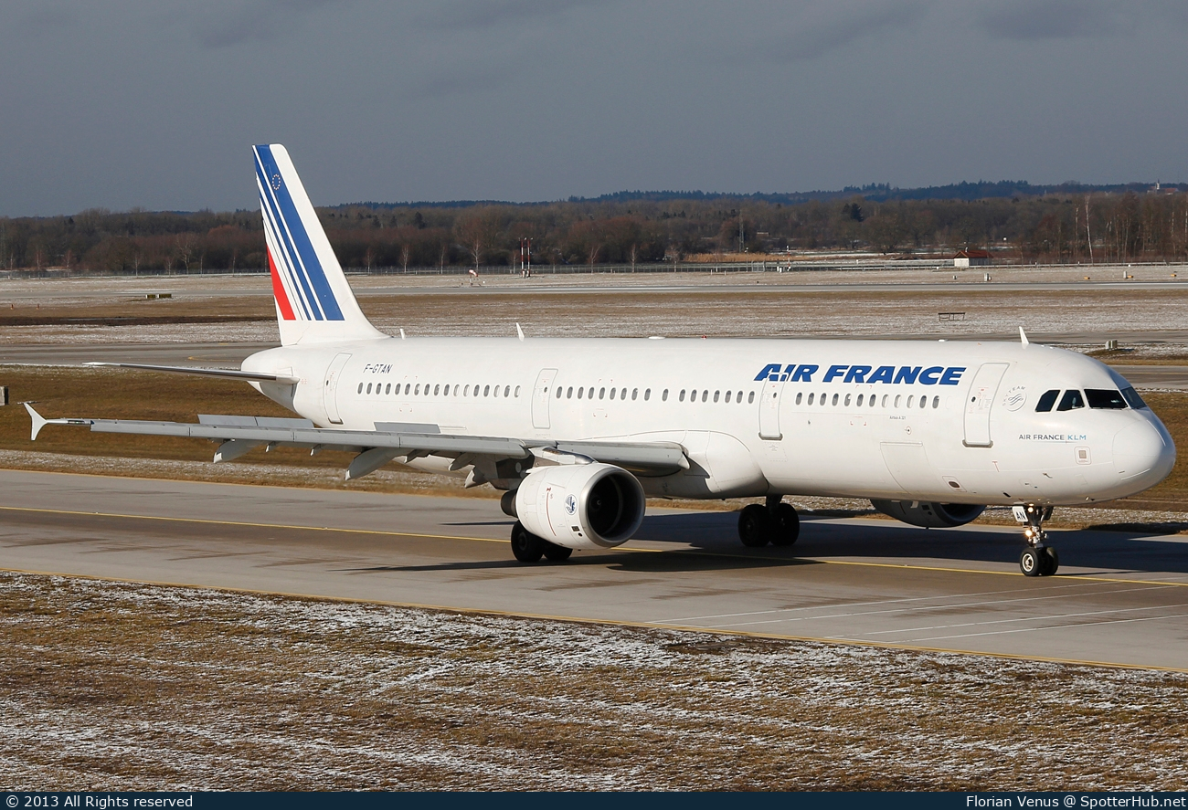 Photo of F-GTAN - Airbus A321-212 operated by Air France