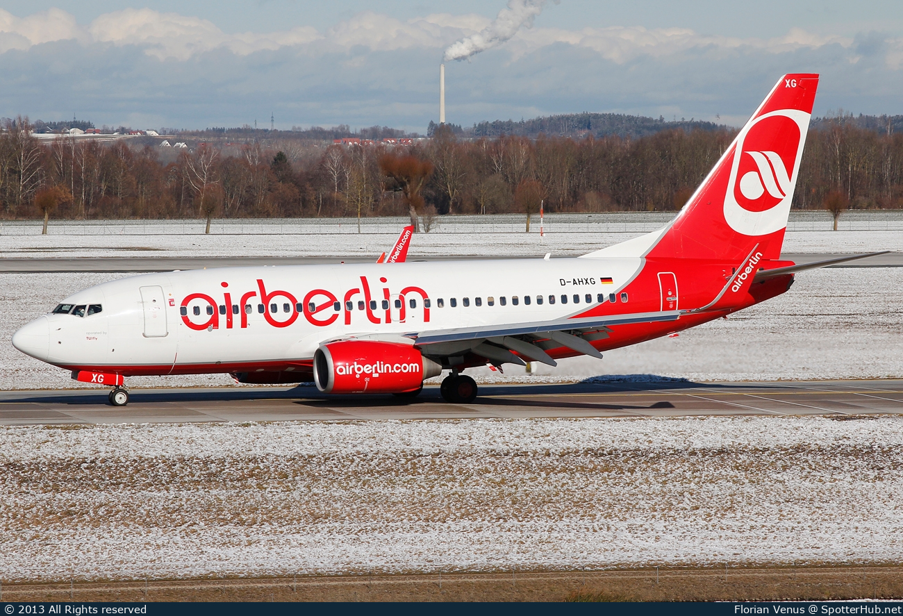 Photo of D-AHXG - Boeing 737-7K5 operated by Air Berlin (opb TUIfly)