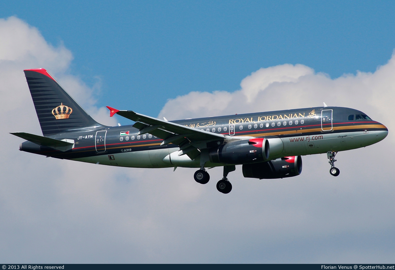 Photo of JY-AYN - Airbus A319-132 operated by Royal Jordanian Airlines