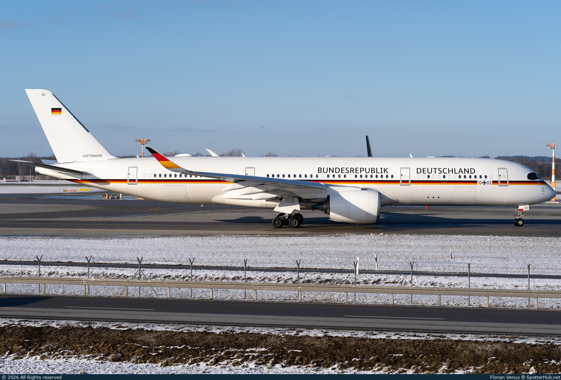 Photo of 10+03 - Airbus A350-941(CJ) operated by German Air Force