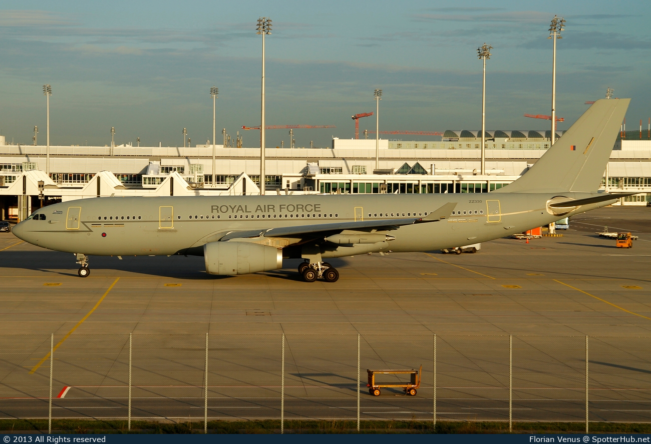 Photo of ZZ330 - Airbus A330-243(MRTT) Voyager KC.2 operated by Royal Air Force